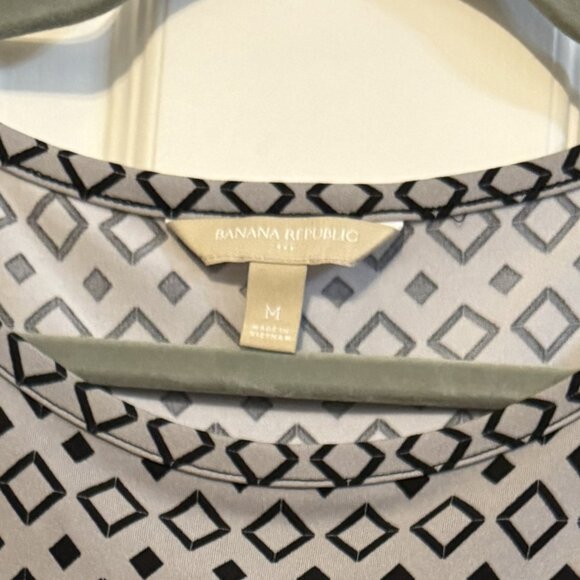 Banana Republic Geometric Print Sleeveless Dress – Size M - Picture 5 of 5